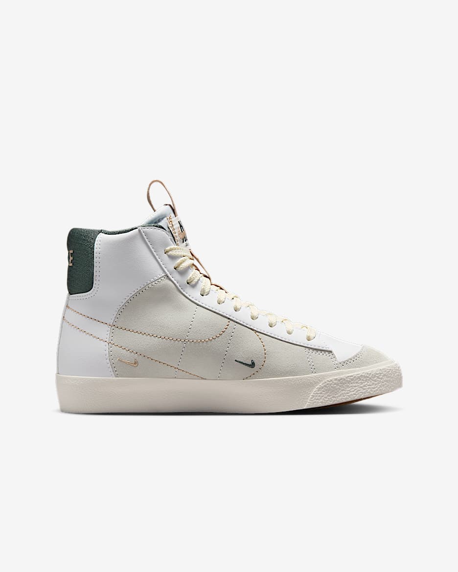 Nike Blazer Mid 77 SE Big Kids Shoes